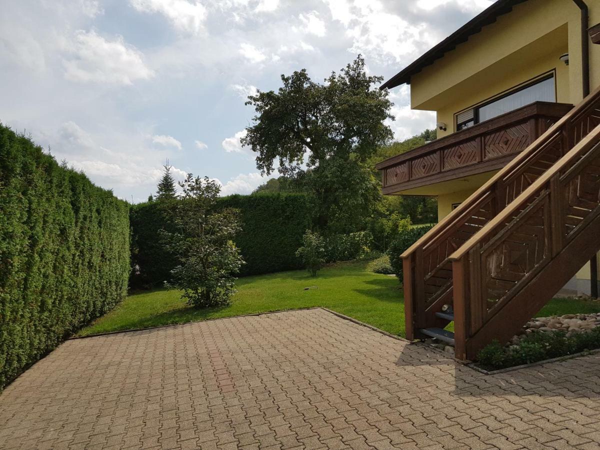 Ferienwohnung Tinas Beauty Neckarsteinach Exterior photo